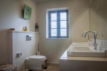 تختخواب و صبحانه Quinta Soria Moria