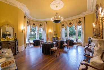 هتل Eden Mansion