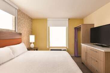 Отель Home2 Suites By Hilton Phoenix Tempe, University Research Park