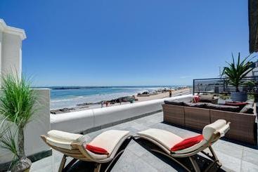 Santa Maria Beach House And Spa