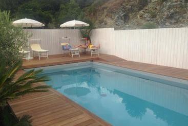 تختخواب و صبحانه Bed&Breakfast Villa Luisa
