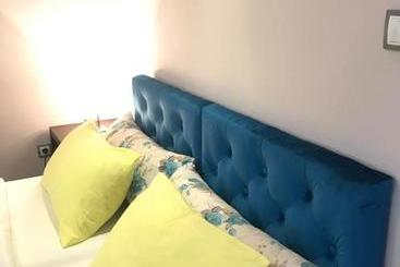 هتل White Rose Guest Rooms