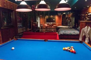 Mariaggi's Theme Suite Hotel & Spa