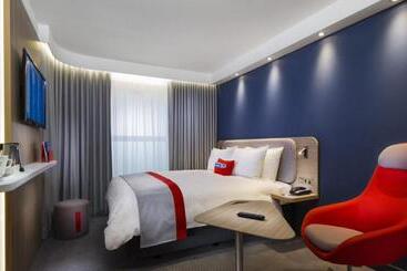 酒店 Holiday Inn Express Paris Poissy, An Ihg