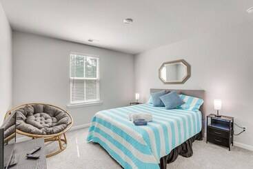 بيت ريفى Patio & Backyard: Spacious Home In Moncks Corner