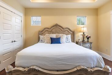 بيت ريفى Amalfi Breeze By Avantstay Walk To The Beach, Luxe Design