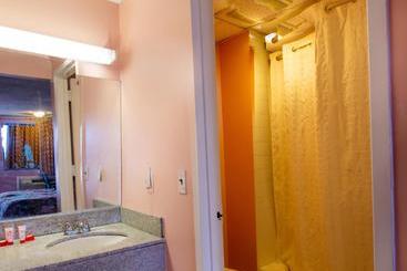 هتل Global Inn Edison