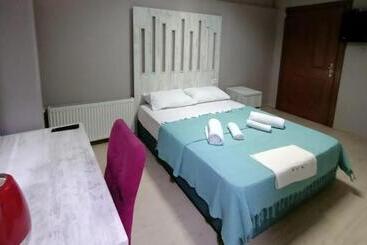 Moda Life Otel