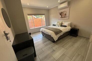 ペンション Laluka Inn