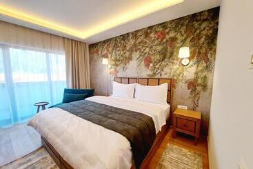 호텔 Pensiunea Leonida   Resort Leonida