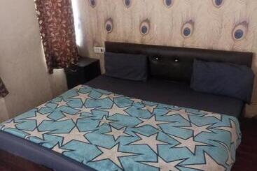 ホテル Platinum Inn