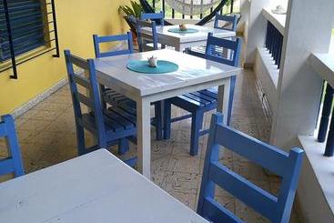 تختخواب و صبحانه La Perla De Farallon
