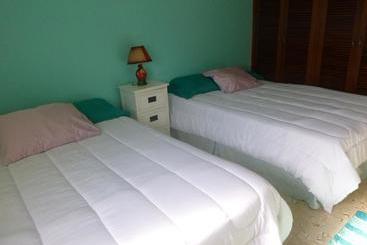 تختخواب و صبحانه La Perla De Farallon