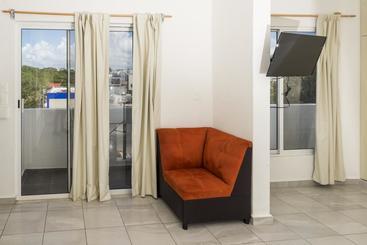 Suite 24  Boutique By Xperience S