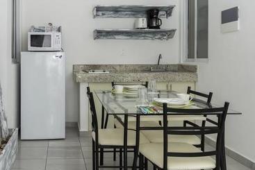 Suite 24  Boutique By Xperience S