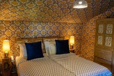 酒店 Himalayan River Garden