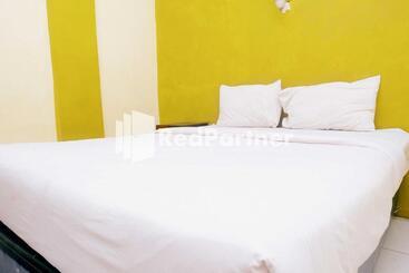 Отель Permata Makassar Mitra Reddoorz