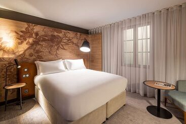 هتل Dolce By Wyndham Versailles Domaine Du Montcel