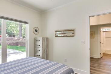 بيت ريفى Lakefront Mccormick Retreat W/ Patio & Pool Access