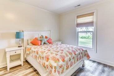 بيت ريفى Walk To Marina: Pet Friendly Little River Home!