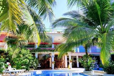 هتل Mi Paraíso Monterrico