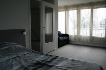 Thorn B&b