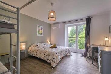 مبيت وإفطار Gîte Laportella   Chambre