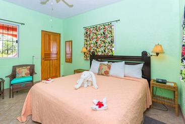 تختخواب و صبحانه Seaside Inn Roatan