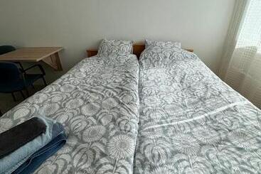 پانسیون Short Stay In The City Center With Free Parking