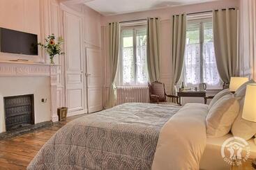 צימר Guest House Saint Yves