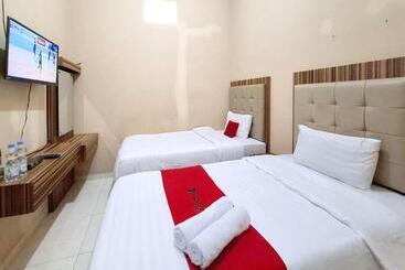 هتل Reddoorz Syariah Near Exit Toll Pekalongan 2