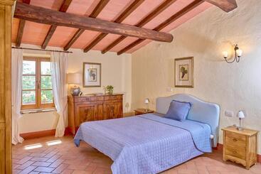 Agriturismo Le Case