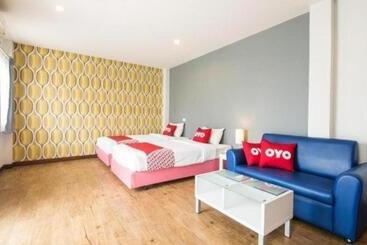 فندق Oyo 371 Sea Breeze Residence