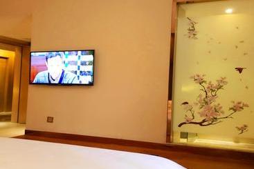 Super 8 Hotel Select Guangzhou Railway Station Xicun Subway Station