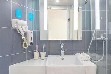 هتل Hanting  Weifang Beihai Road Futian Leiwo