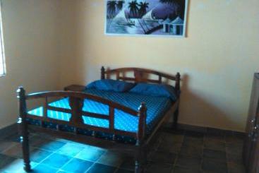 تختخواب و صبحانه Mama Njoe Lodge