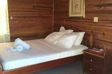 هتل Blue Wave Guest House