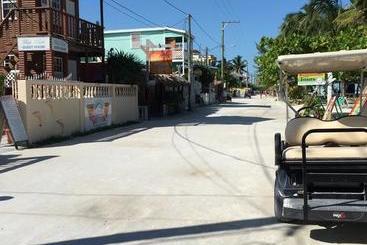 هتل Blue Wave Guest House
