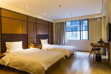 هتل Hanting Express Ningde Wanda Plaza
