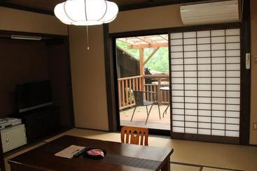 ریوکان Tobise Onsen Tenga Sanso