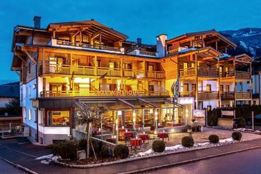 هتل Auhof Wirtshaus & Suiten