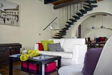هتل My Room Old Town