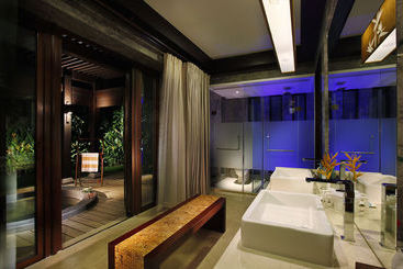 هتل Narada Resort & Spa Perfume Bay