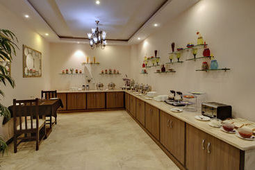 هتل Rudra Vilas
