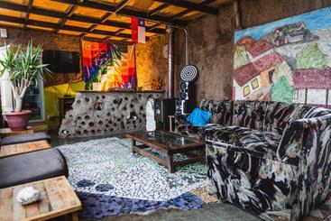 Aji Verde Hostel
