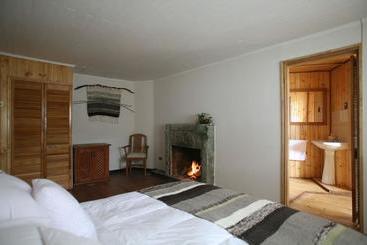 تختخواب و صبحانه Raices Bed&Breakfast