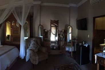 Berit Country Home & Chapel