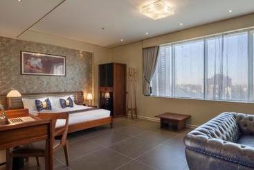 هتل Al Ahsa Grand Serviced Apartment