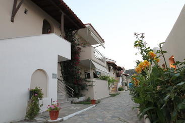 Meliton Inn Hotel & Suites By The Beach