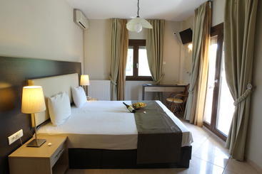Meliton Inn Hotel & Suites By The Beach
